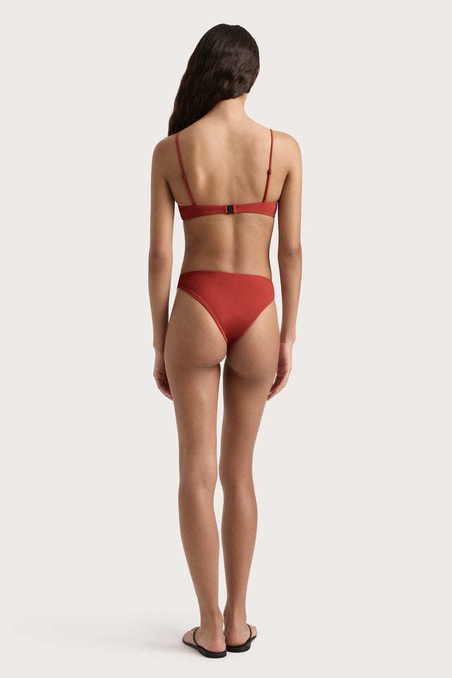 Evora Bikini Top Garnet - Final Sale